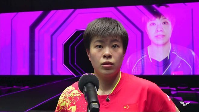苏若离背对着其他万龙殿将士，所以调皮的冲叶辰吐了吐舌头，说道：我这次换了全新的身份。